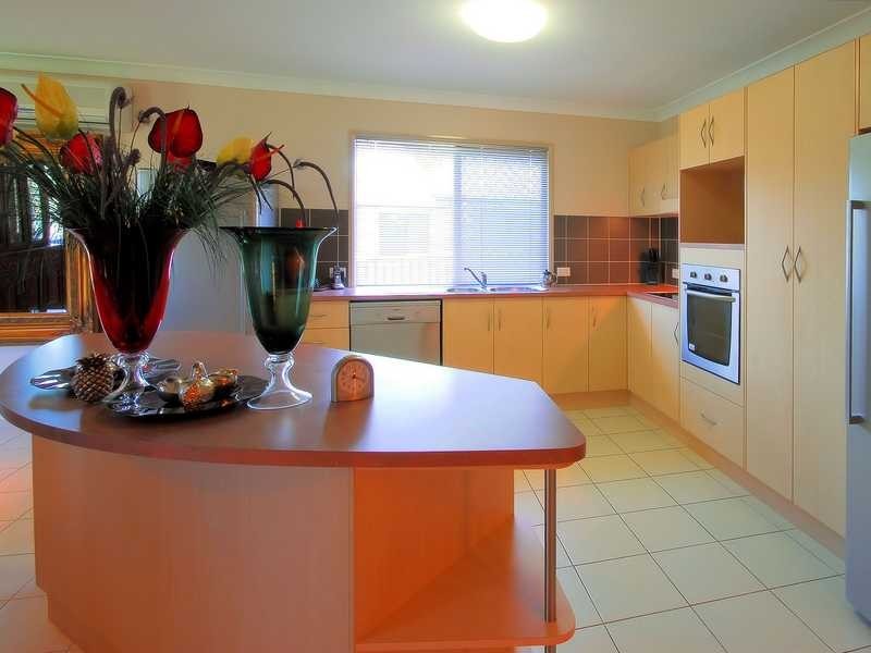 15 Minstrel Court, Bushland Beach QLD 4818