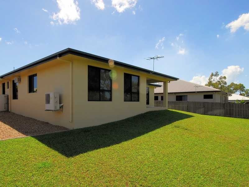 15 Minstrel Court, Bushland Beach QLD 4818