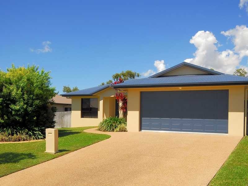 15 Minstrel Court, Bushland Beach QLD 4818