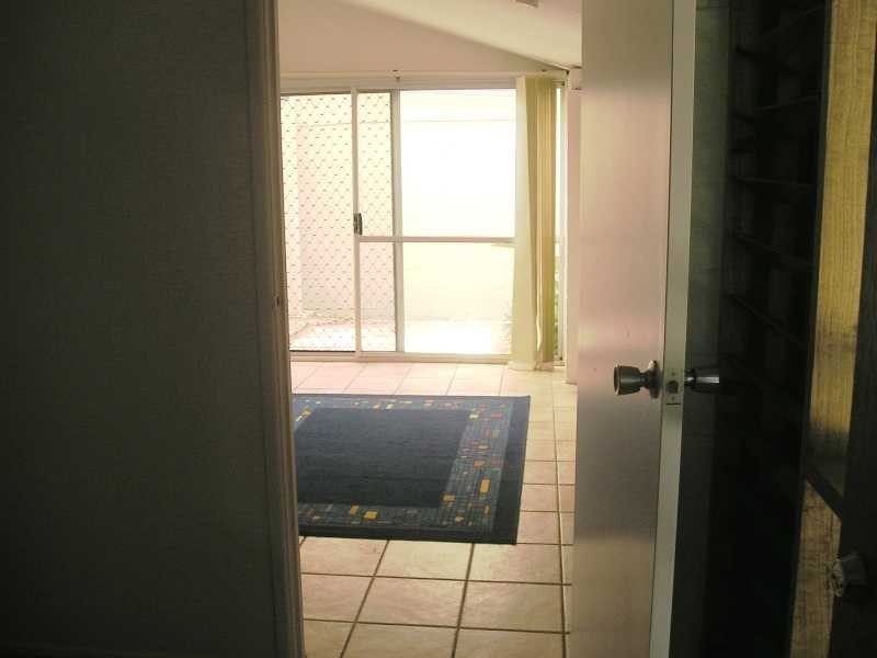 95 Cay Street, Saunders Beach QLD 4818