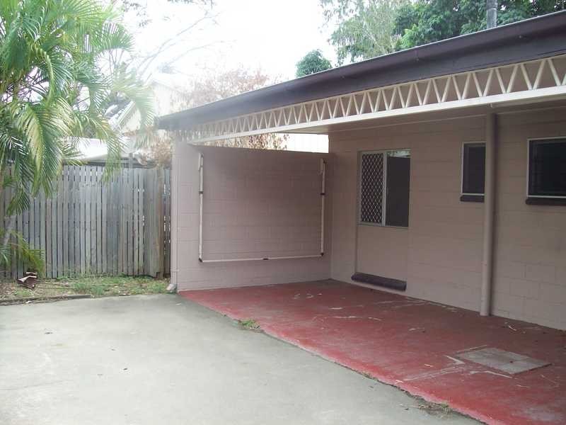 Unit 5/5 Macintosh Street, Hermit Park QLD 4812