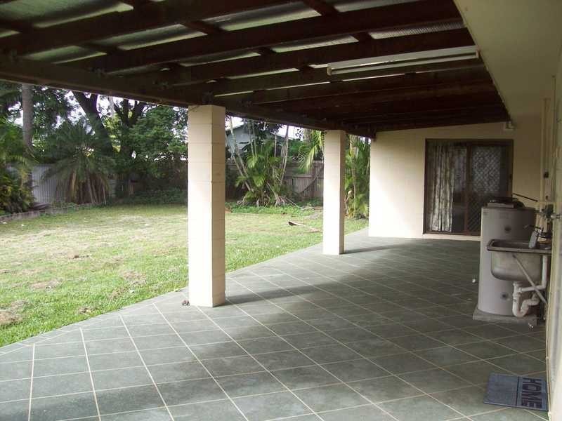 13 Tonnack Court, Rasmussen QLD 4815