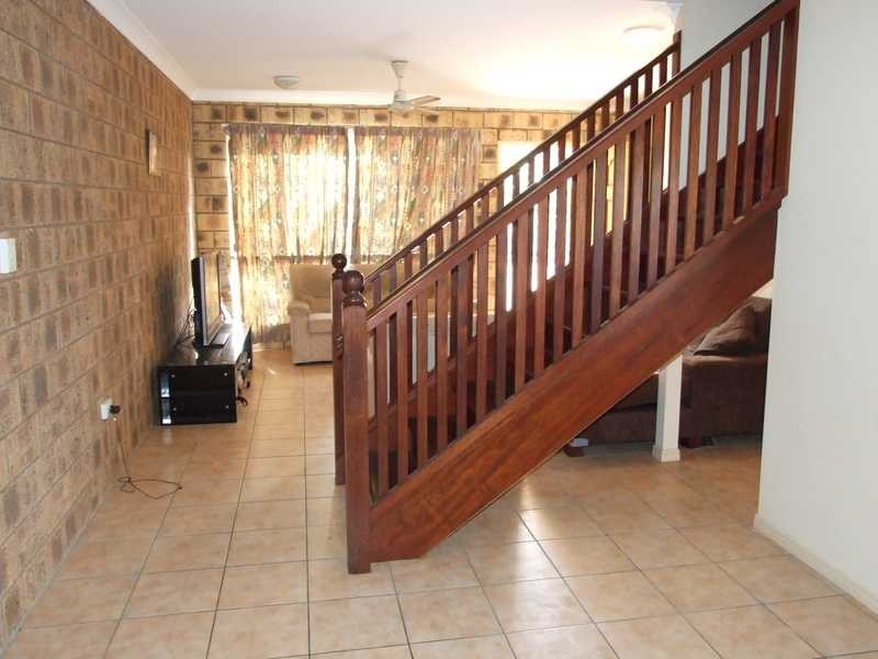 Unit 4/76 Thirteenth Avenue, Railway Estate QLD 4810