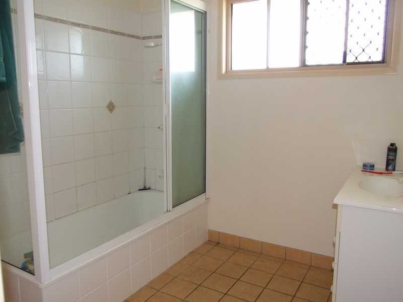 Unit 4/76 Thirteenth Avenue, Railway Estate QLD 4810