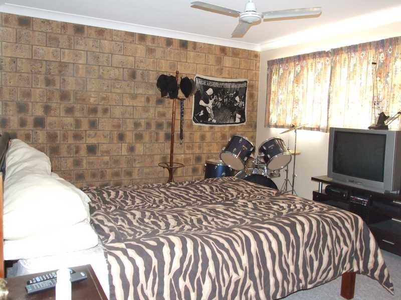 Unit 4/76 Thirteenth Avenue, Railway Estate QLD 4810