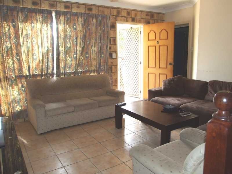 Unit 4/76 Thirteenth Avenue, Railway Estate QLD 4810