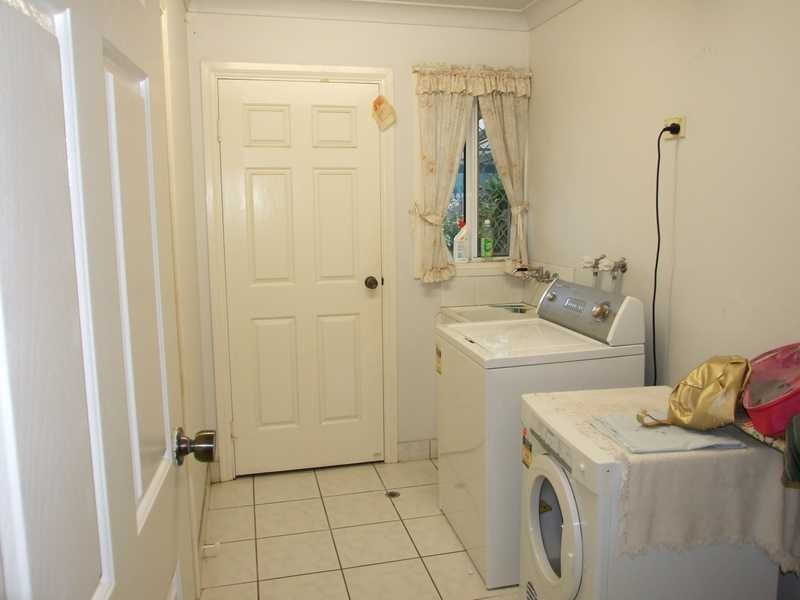 22 University Rd, Wulguru QLD 4811