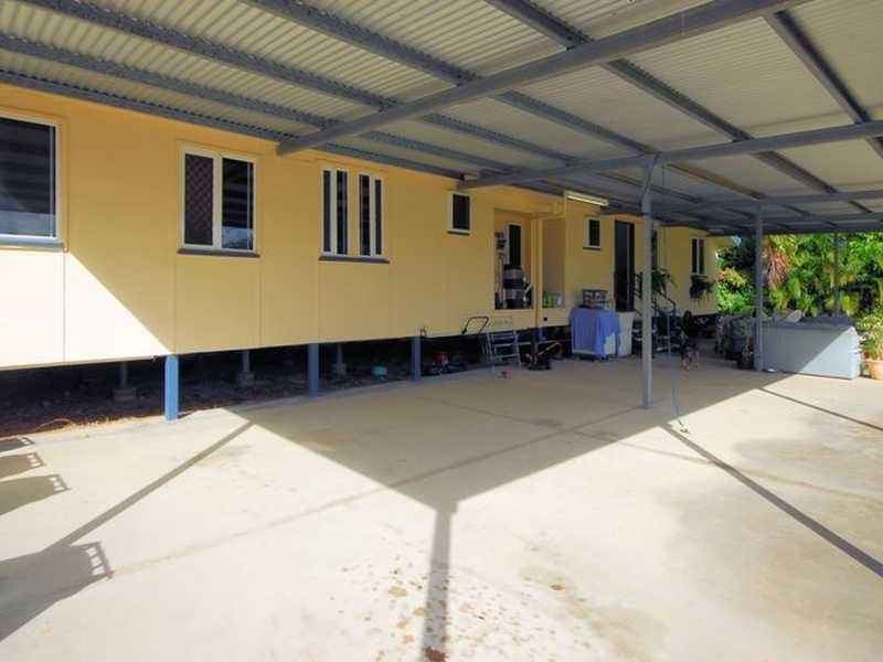 26 Townsville Street, West End QLD 4810