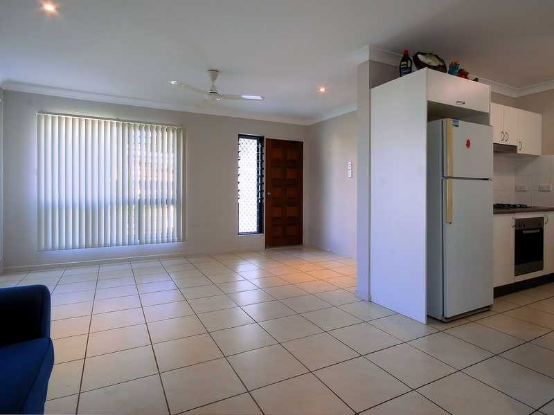 12 Beaconsfield Avenue, Kirwan QLD 4817