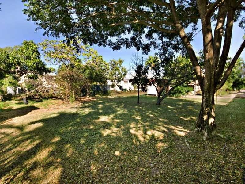 42 French Street, Pimlico QLD 4812