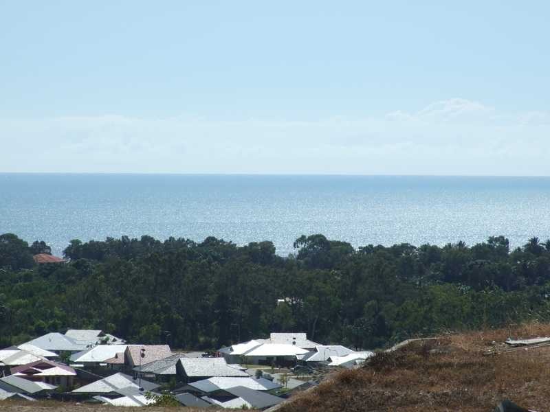 10 Chilott Court, Bushland Beach QLD 4818