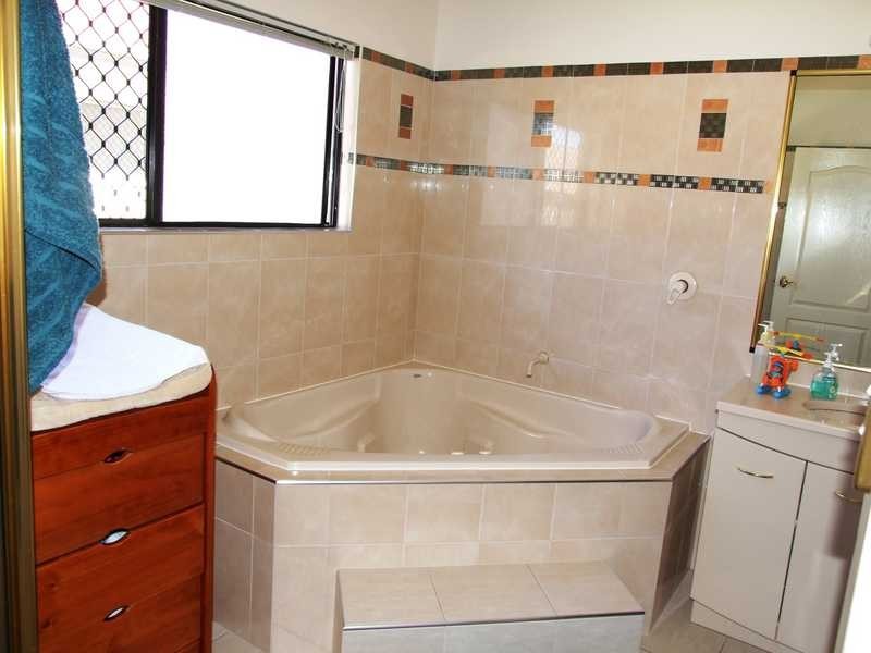 18 Manersley Place, Annandale QLD 4814