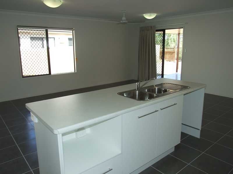 4 Panicum Close, Bohle Plains QLD 4817