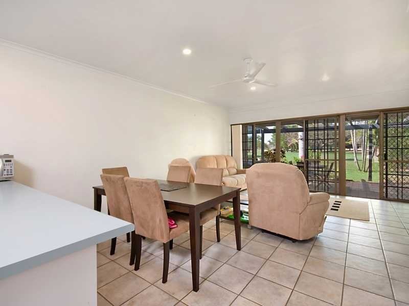 Unit 2/15 Tyack Street, Rosslea QLD 4812