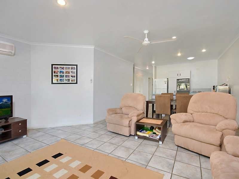 Unit 2/15 Tyack Street, Rosslea QLD 4812