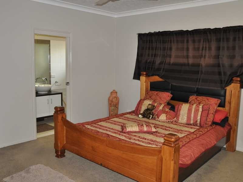 1 White Road, Jensen QLD 4818