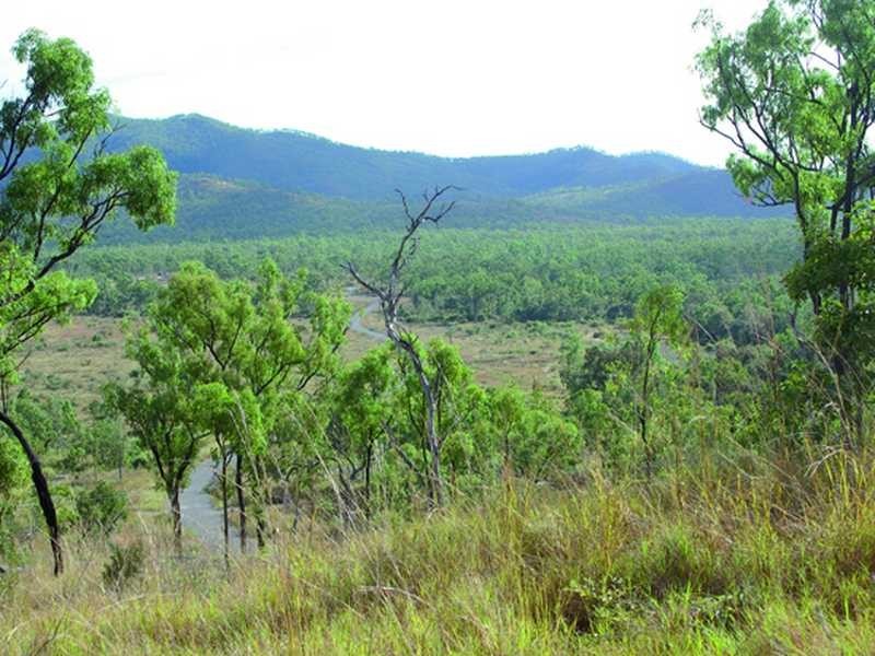 ‘Sanctuary Ridge’ Chisholm Trail, Oak Valley QLD 4811