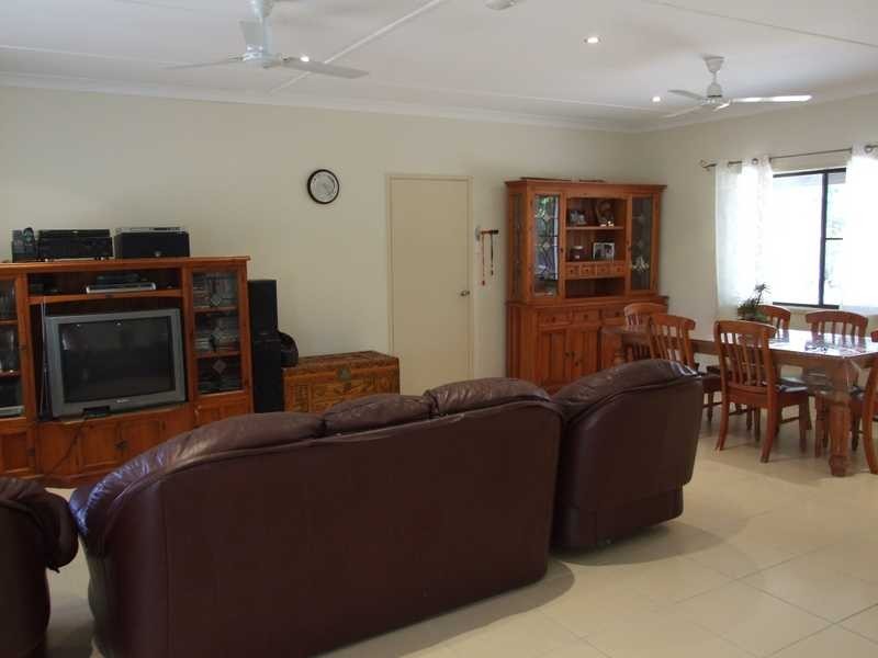 9a Nora Road, Black River QLD 4818