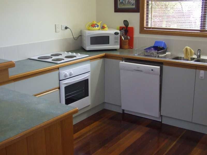 13 Mirabel Avenue, Arcadia QLD 4819