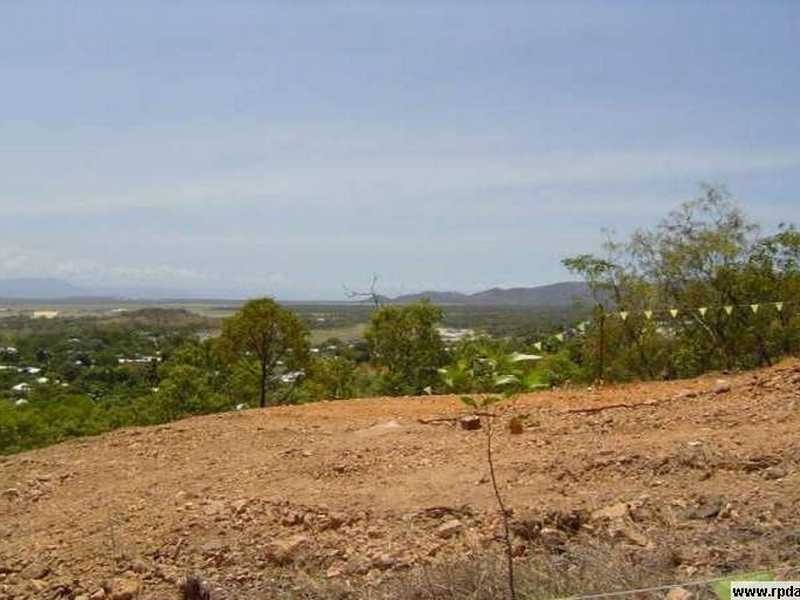 16 Chandon Place, Castle Hill QLD 4810