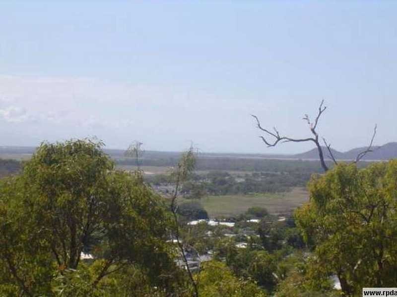 16 Chandon Place, Castle Hill QLD 4810