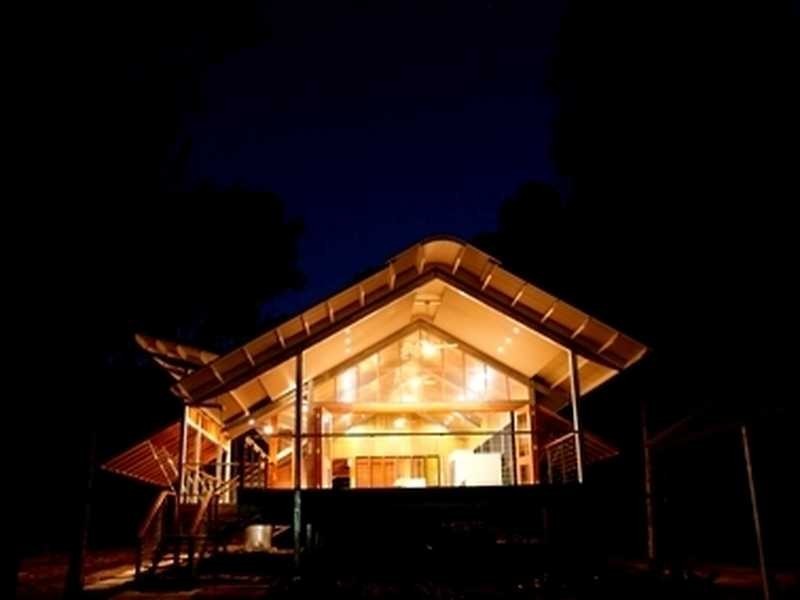 20 Wallaby Way, Magnetic Island QLD 4819