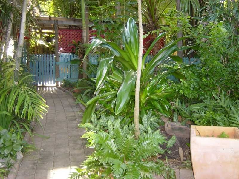 10 Turnbridge Street, Magnetic Island QLD 4819