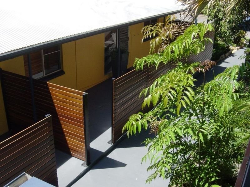 16 Yule Street, Picnic Bay QLD 4819