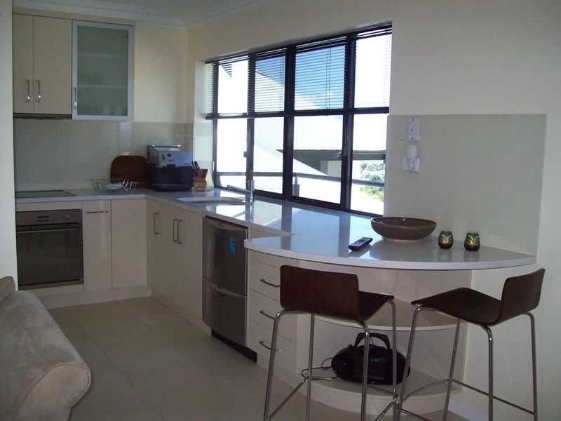 Unit 2/21 Balmoral Drive, Castle Hill QLD 4810