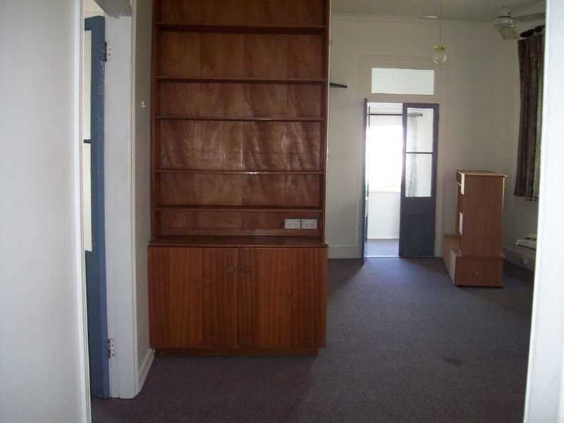 10 Melton Terrace, Townsville QLD 4810