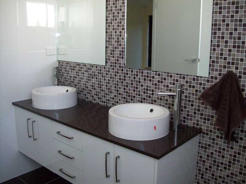 Unit 2/21 Balmoral Drive, Castle Hill QLD 4810