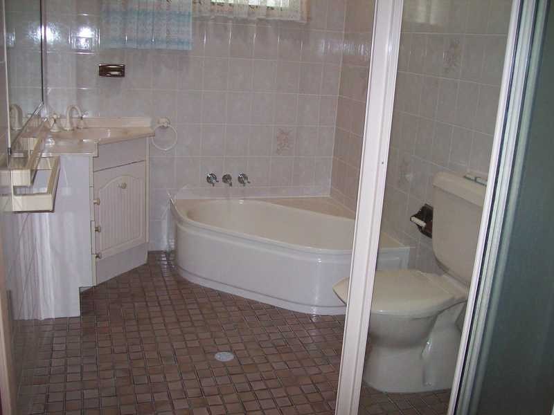 30 Gulliver Street, Mundingburra QLD 4812