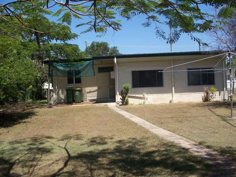 23 Nix Street, West End QLD 4810