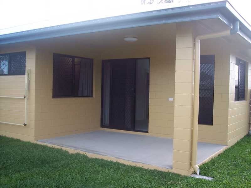 Unit 1/3 Crista Court, Kelso QLD 4815