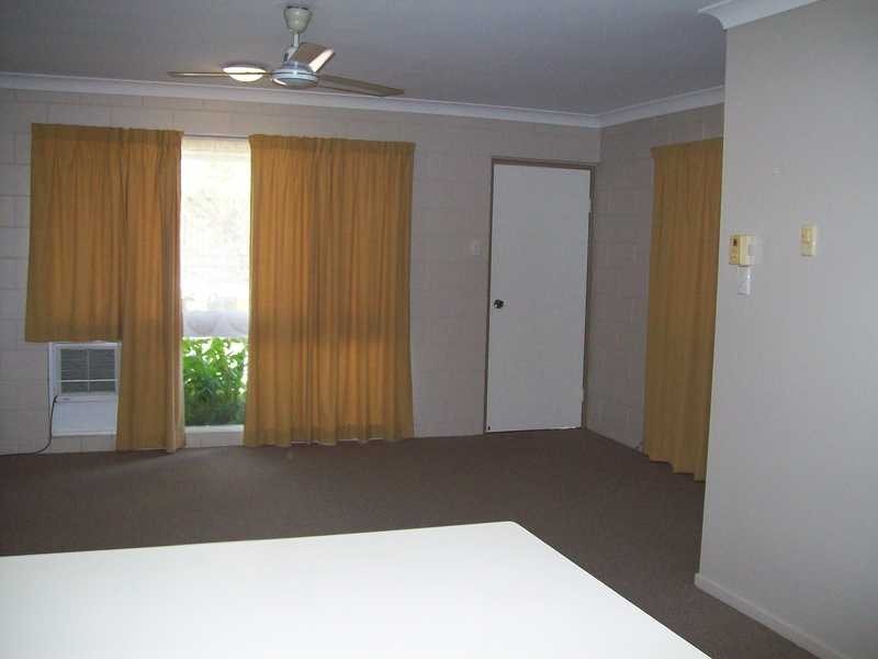 Unit 1/20 Crauford Street, West End QLD 4810