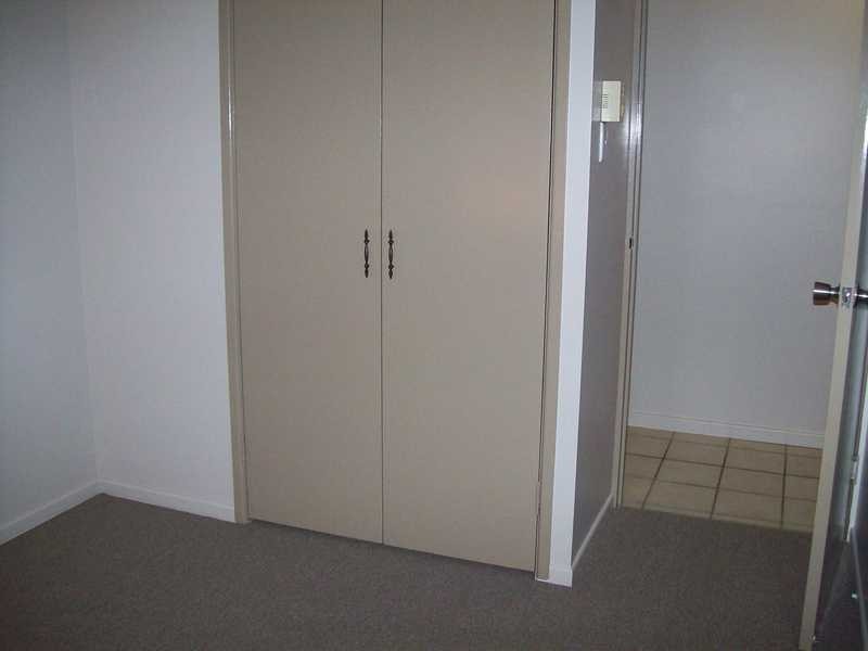 Unit 1/20 Crauford Street, West End QLD 4810