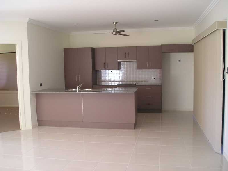 1 Littabella Place, Bushland Beach QLD 4818