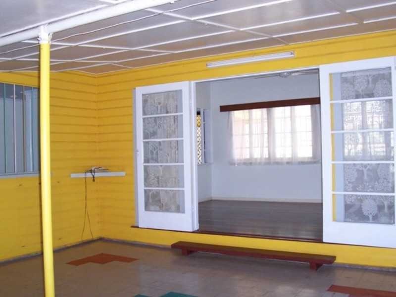 11 Barboutis Street, Belgian Gardens QLD 4810