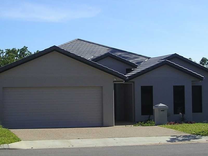 16 Hillock Crescent, Bushland Beach QLD 4818