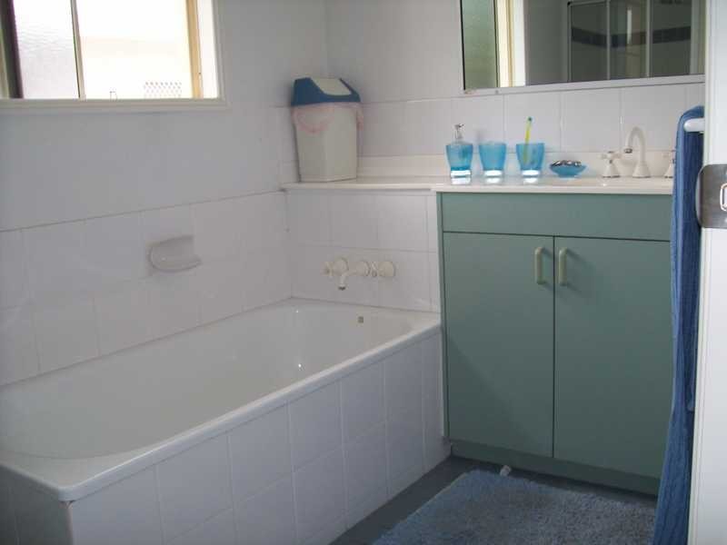 Unit 3/4 Cheyne Street, Pimlico QLD 4812