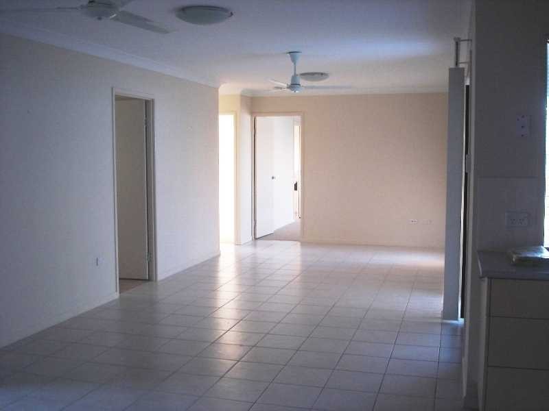 8 Congreve Court, Kirwan QLD 4817