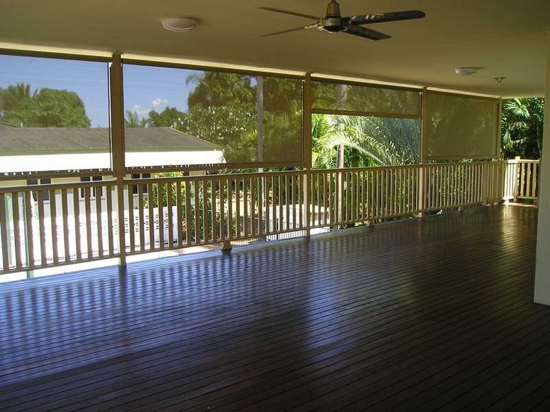 18 Palm Street, Rowes Bay QLD 4810