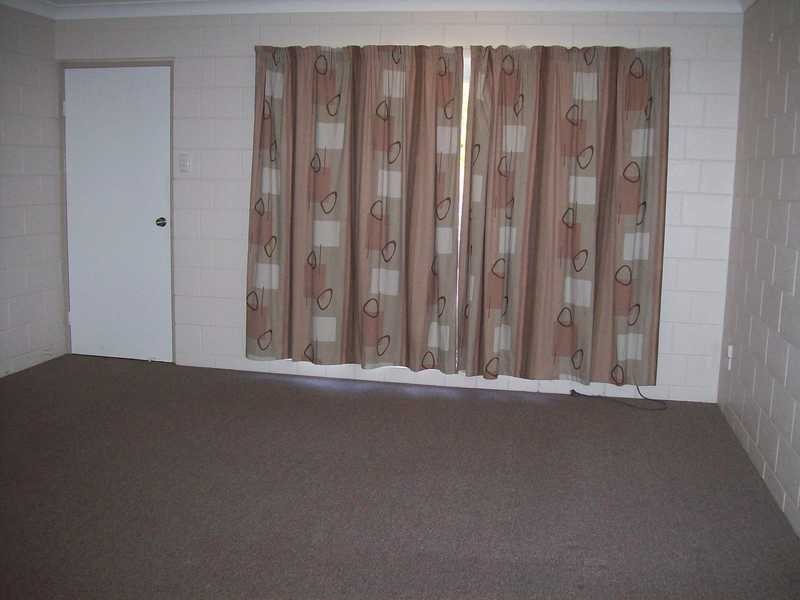 Unit 4/20 Crauford Street, West End QLD 4810