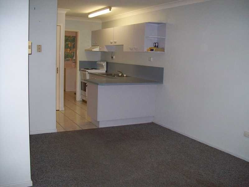 Unit 3/37 Dearness Street, Garbutt QLD 4814