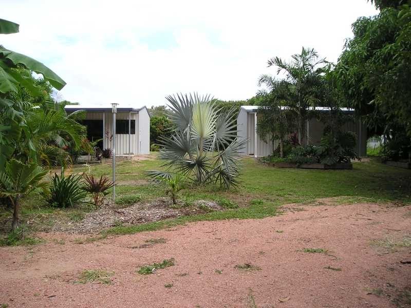 110 Toolakea Beach Rd, Bluewater QLD 4818