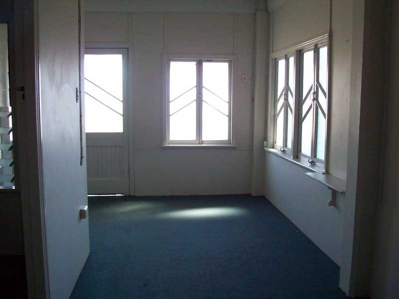 Unit 2/1 Fryer Street, North Ward QLD 4810