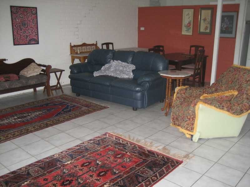 18 Werona Street, Mundingburra QLD 4812