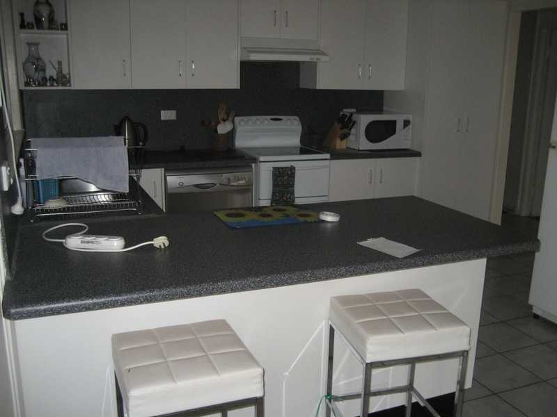 18 Werona Street, Mundingburra QLD 4812