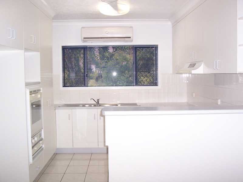 Unit 5/8 Regent Street, Hyde Park QLD 4812