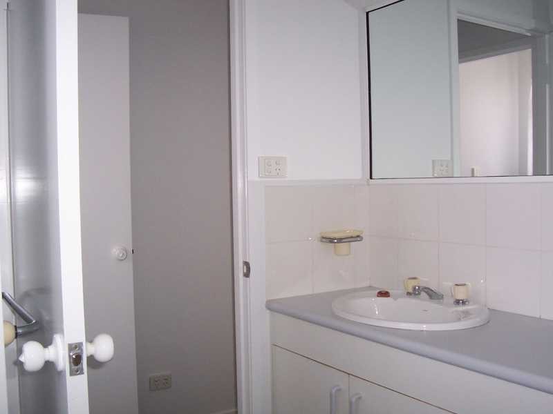 Unit 5/8 Regent Street, Hyde Park QLD 4812